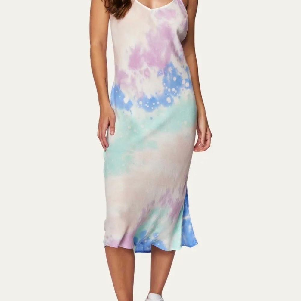 Tie-Dye Midi Dress
